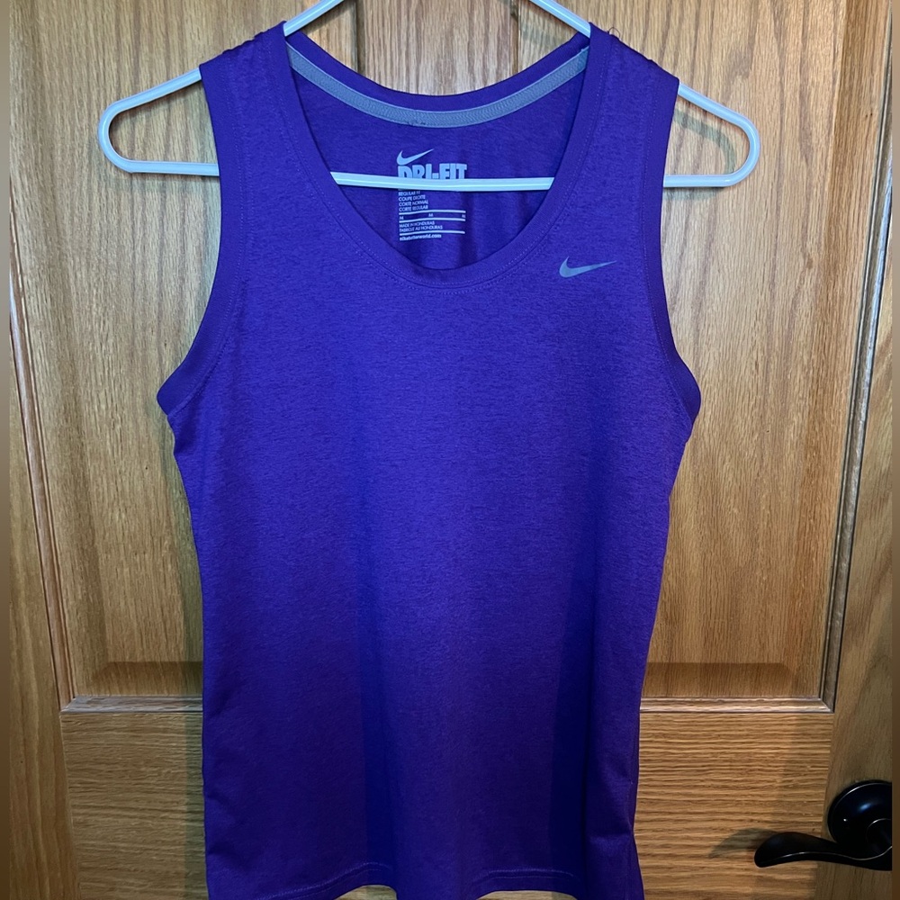 ✔️ NWOTNike Dri-FIT Rich Purple Tank Top Women’s Sz MEDIUM